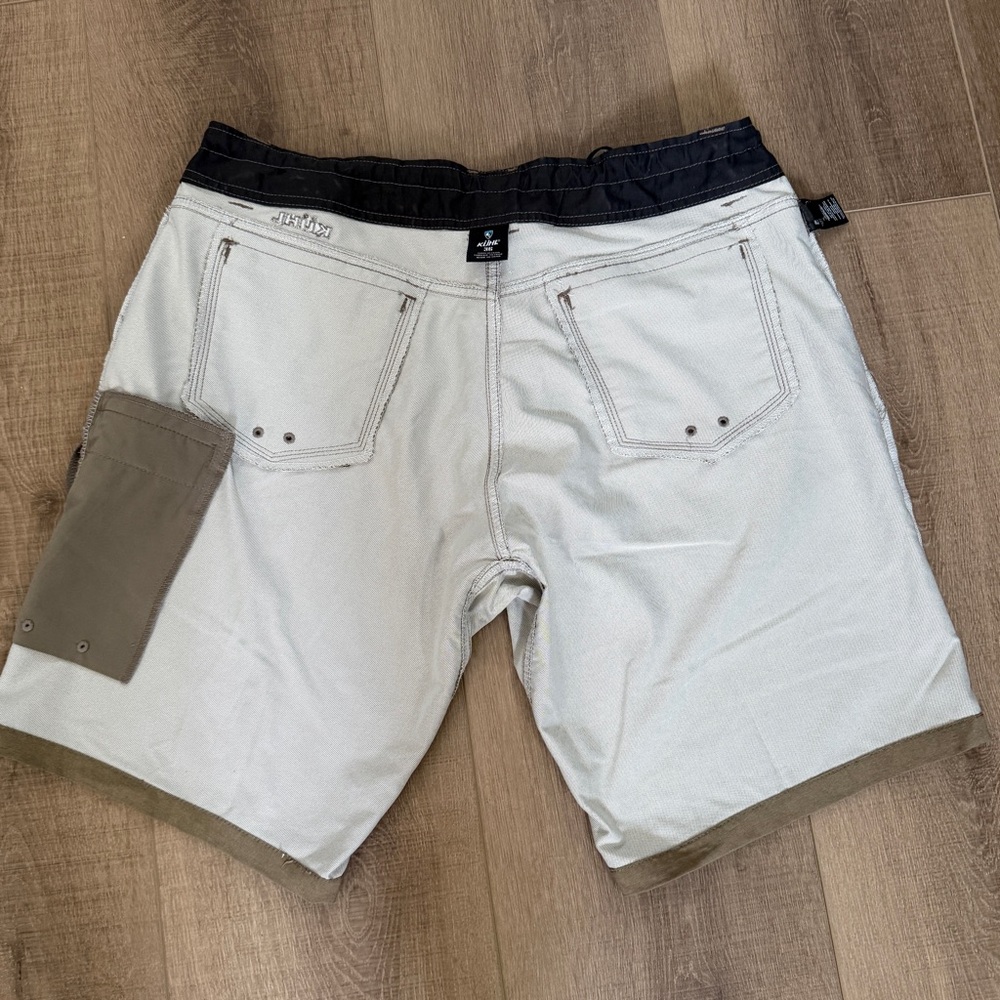 Kuhl Shorts Men’s 35x10 Brown Flat Front Stretch‎ Hiking 5 Pocket Unlined Nylon - Picture 11 of 13